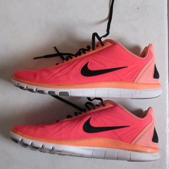 Nike Free TR Luxe Tech Size 10 - Picture 10 of 16